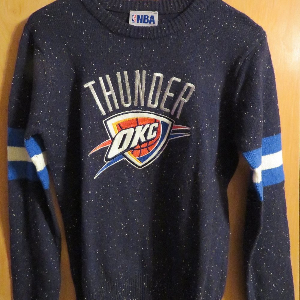 New NBA OKC Thunder Sweater